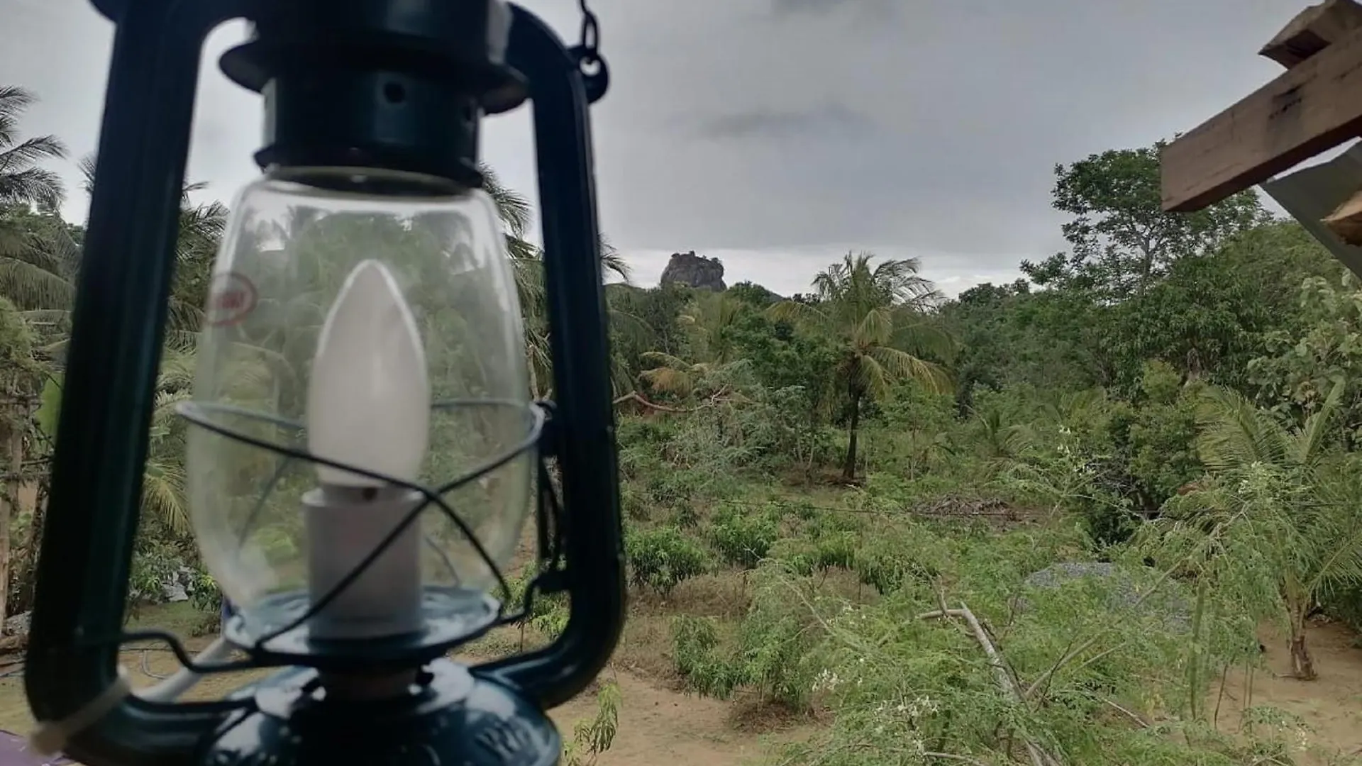 Lodge Sigiriya Rock View Tree House Villa